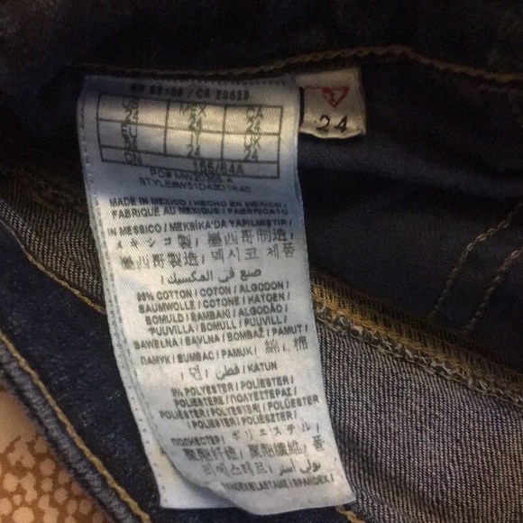 🌻 3 for $20 NWOT ✨ Guess High Rise Denim Shorts - Picture 5 of 5